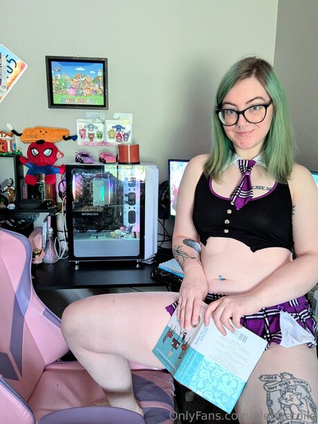 Elenaetoile porn actress photos