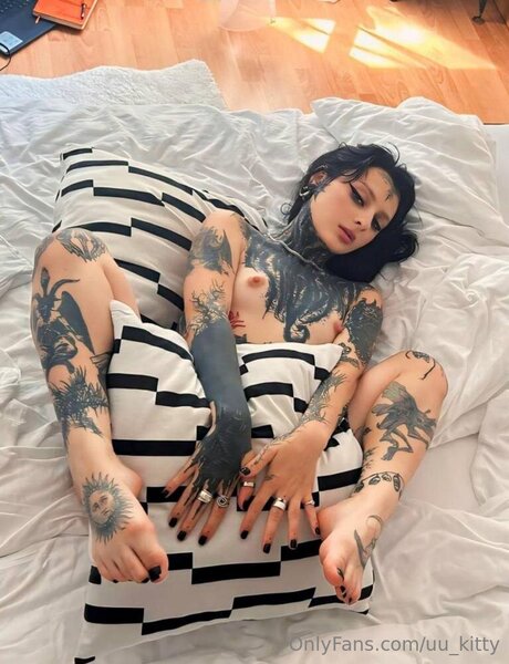 Uu Kitty model hot pictures