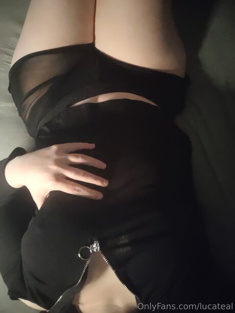 Lucateal model nude image