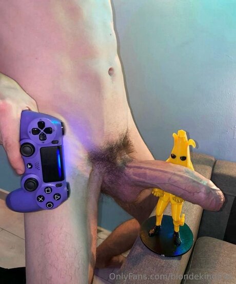 Blondekingfree star perfect image