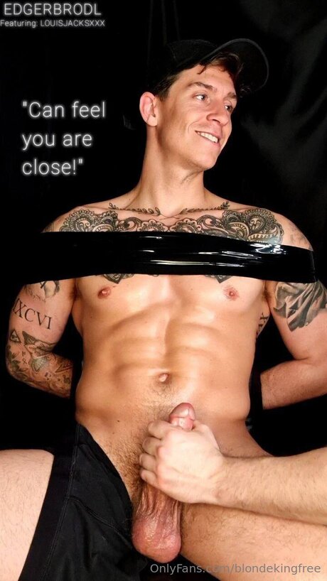 Blondekingfree top model pics