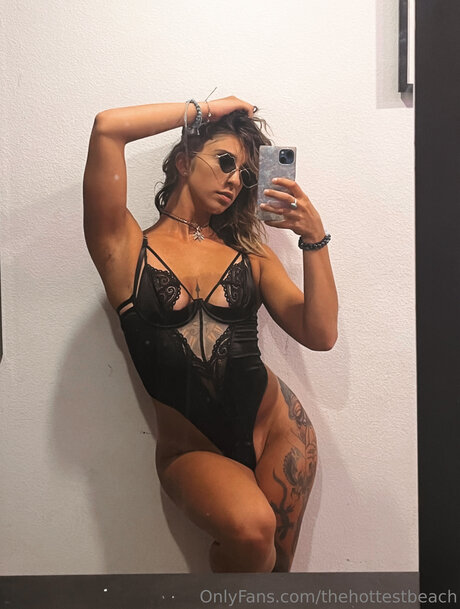 Thehottestbeach adult actress photo