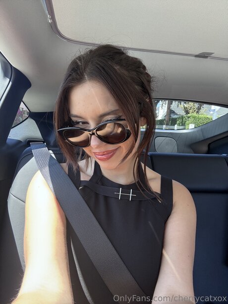 Cherrycatxox hd model photos