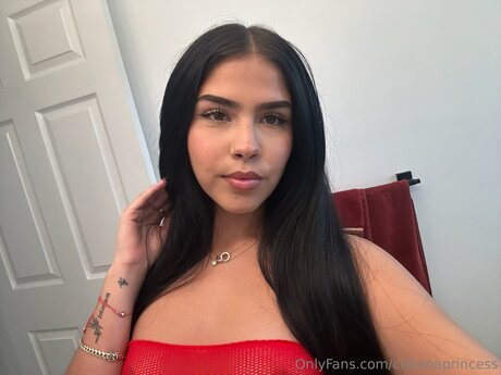 Cubanaprincess pretty pornstar pics