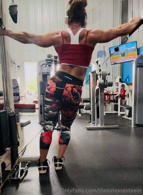 Thesimonesteele model gallery