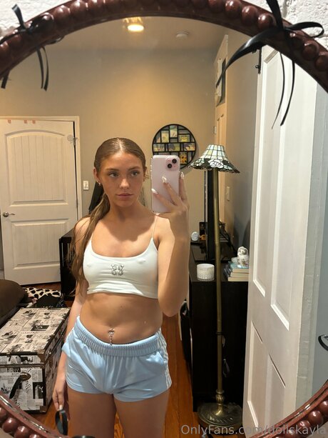 Dollskayla erotic actress img