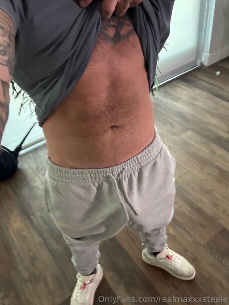 Realmaxxxsteele model art archive