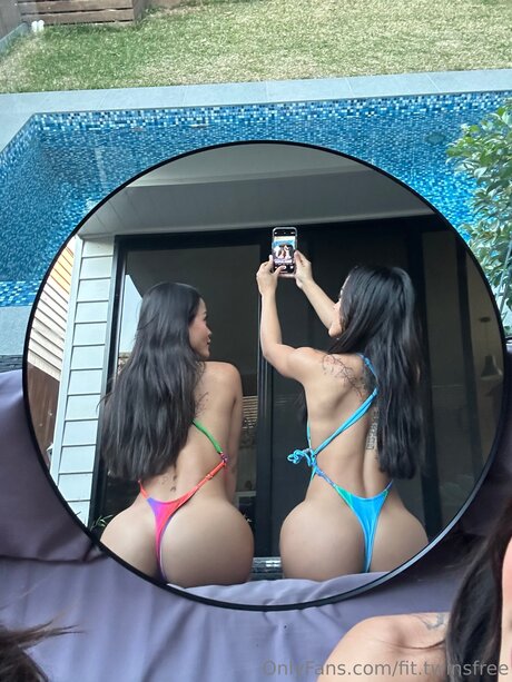 Fit Twinsfree high quality model pictures