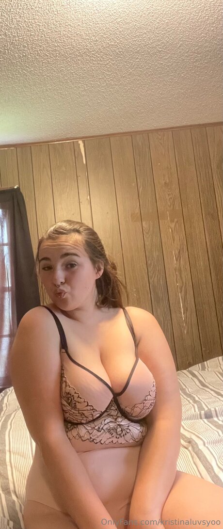 Kristinaluvsyoo naked star archive