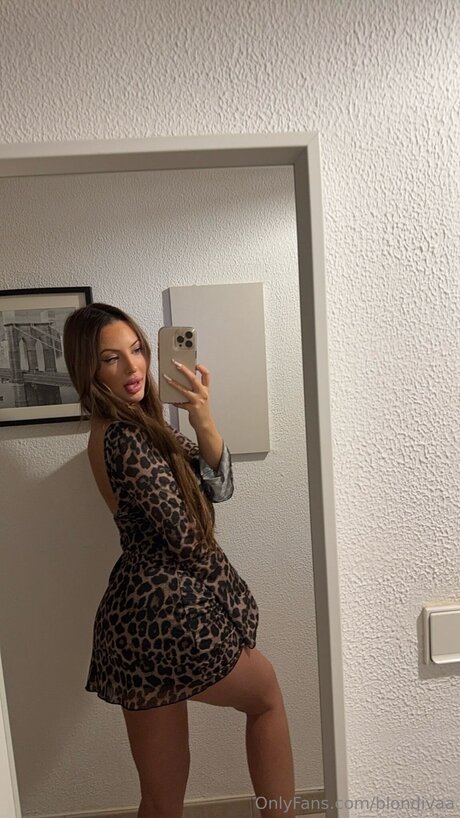 Blondivaa high quality pornstar img