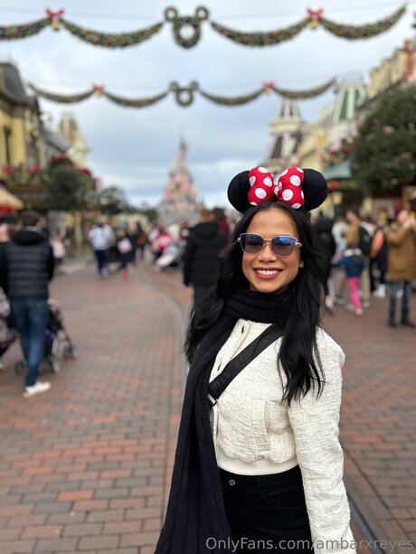 Ambarxreyes sexy pornstar picture