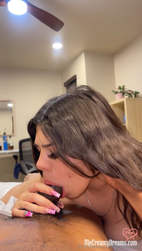 Kloilovely xxx pornstar gallery