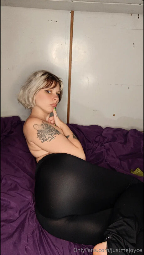 Justmejoyce hot actress picture