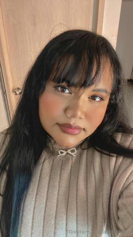 Anto Bunny model top photo