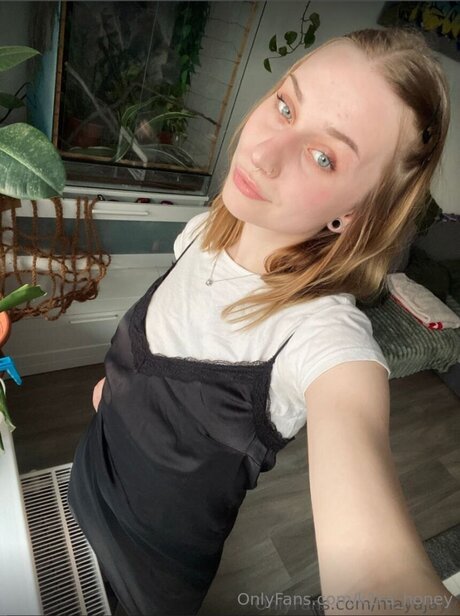 K1ra Honey beautiful actress pic