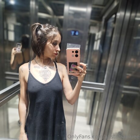 Aastasiabluee model pretty images