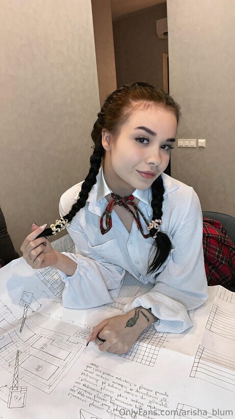 Arisha Blum nice pornstar images