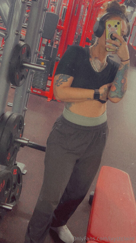 Ivystclaire free star pics