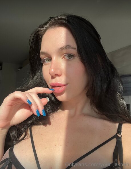 Your Jasmin Profile pic