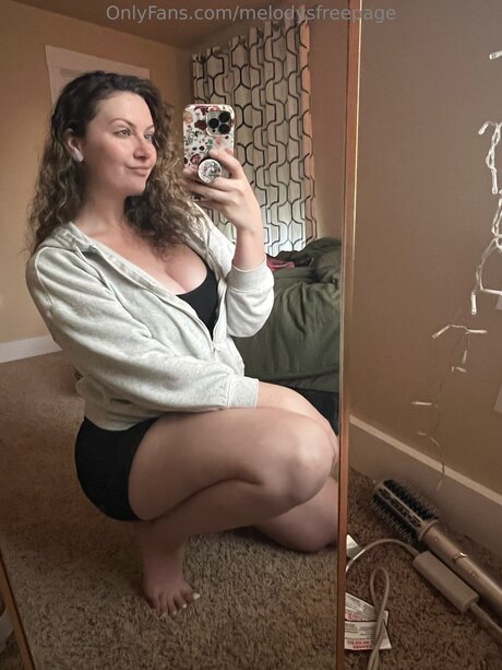 Melodysfreepage star adult pics