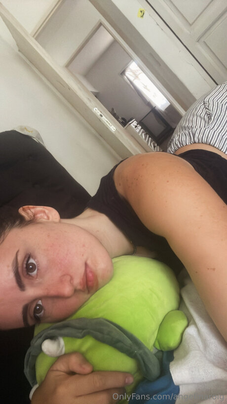 Angelinaroig pornstar free photos