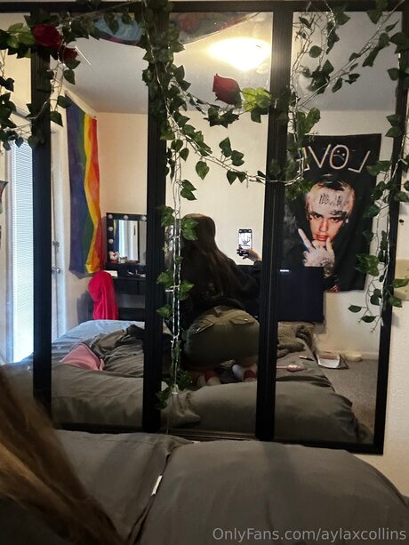 Aylaxcollins nude model pics