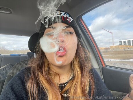 Katrynamaxxofficial model pornographic image
