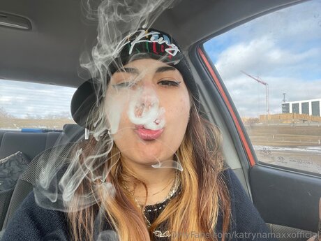 Katrynamaxxofficial star sexy img