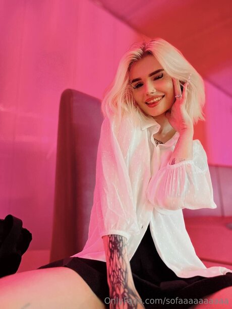 Sofaaaaaaaaaa pornographic star archive