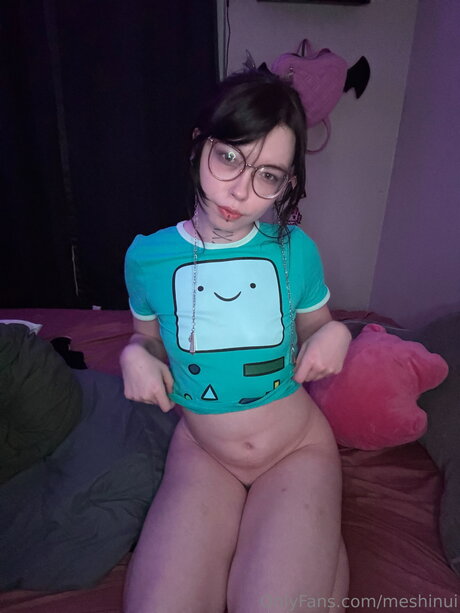 Meshinui erotic model images