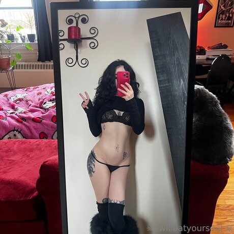 Iwilleatyoursoul model porn galleries