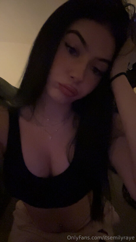 Itsemilyraye beautiful model pictures