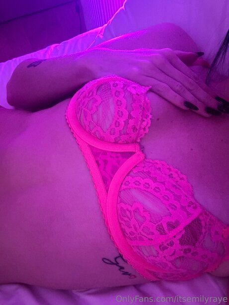 Itsemilyraye erotic pornstar image