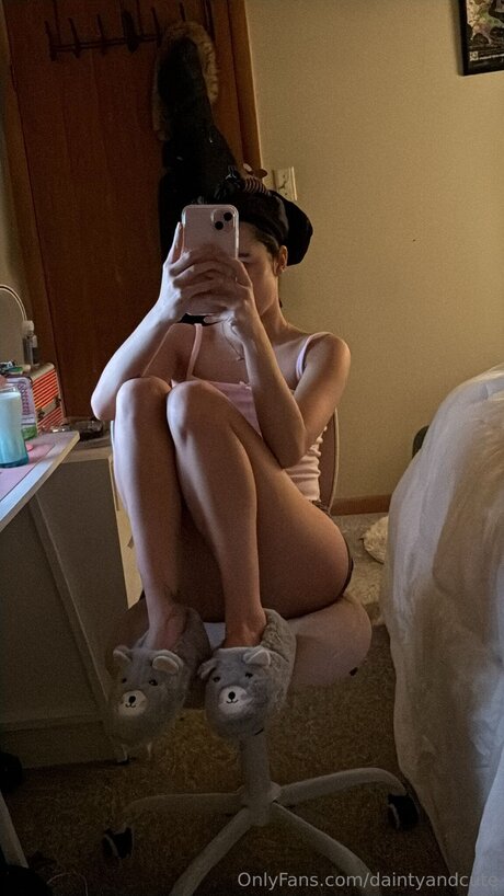 Daintyandcute art pornstar archive