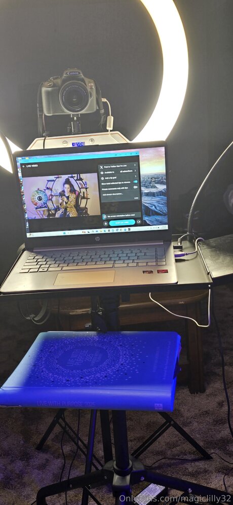 Magiclilly32 star erotic photo