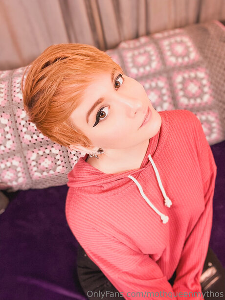 Mothqueenmythos hd pornstar image