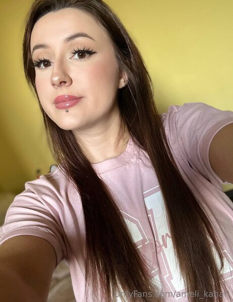 Ameli Kanari nudes pornstar pics