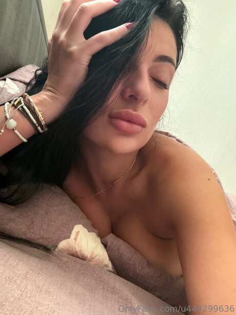 U444299636 pornstar pretty gallery