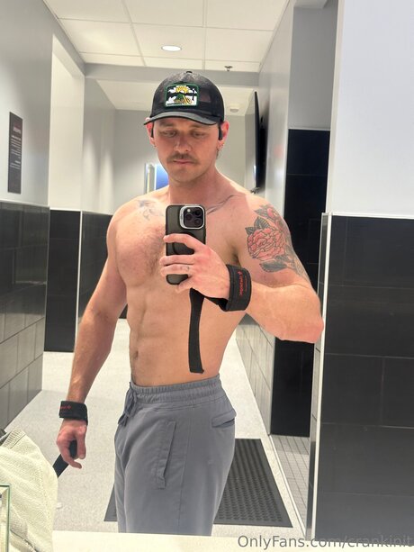 Crankinit sex actress gallery