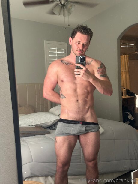 Crankinit beautiful pornstar picture