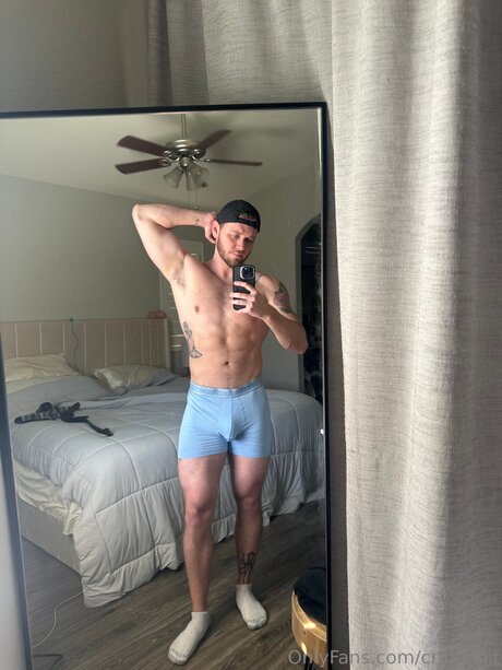 Crankinit star sexy photos