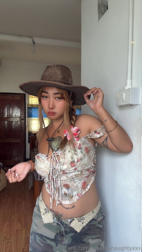 Natashanaughtyxxx xxx actress images