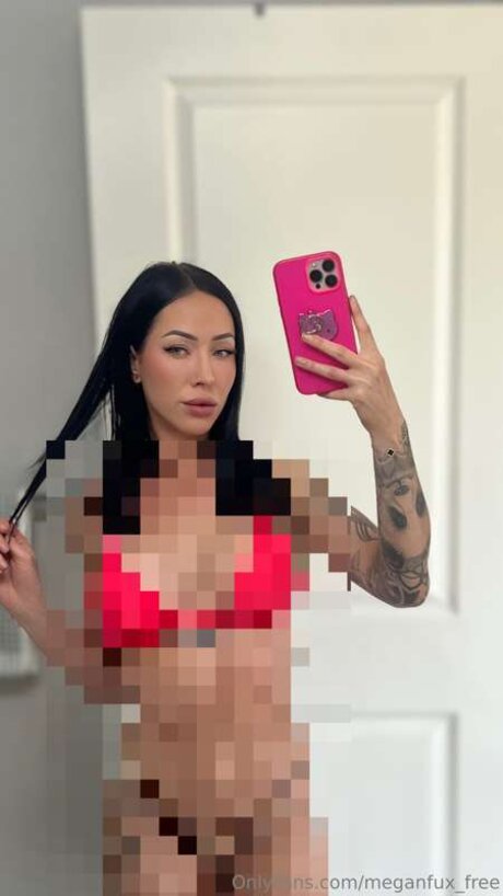 Meganfux Free hot model pic
