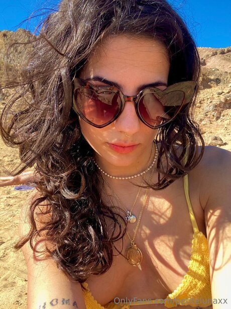 Petitelunaxx model best gallery