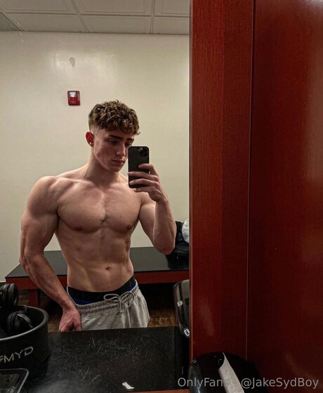 Jakesydboy xxx model gallery