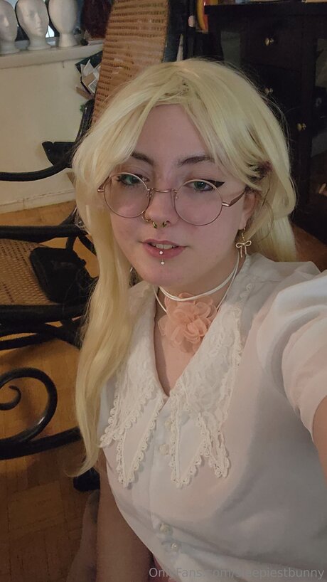 Sleepiestbunny porn actress img