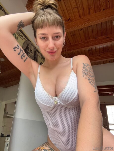 Lucicuttte star art photo