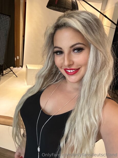 flat chested onlyfans art porn pic