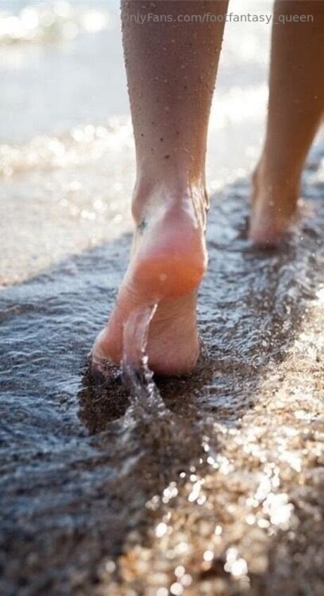 Footfantasy Queen model beautiful photos