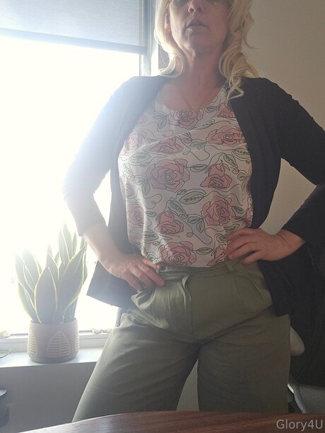 Glory4u high quality pornstar galleries